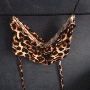 Leopard print tie around the stomach tub top